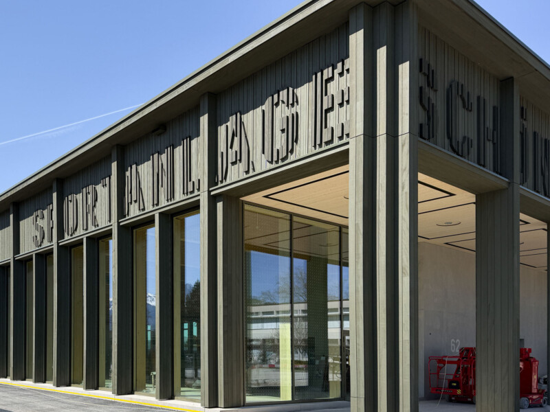 Baustelle April26 Schul Kultur und Sportanlage Schoenau Steffisburg 01