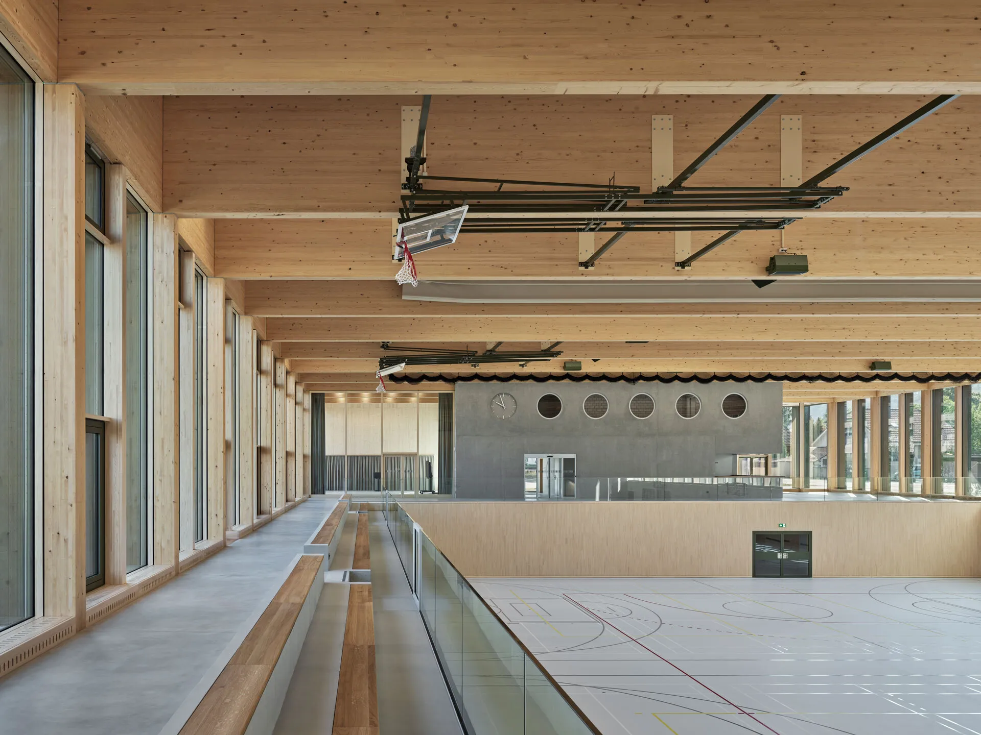 Sporthalle Schoenau Steffisburg 03